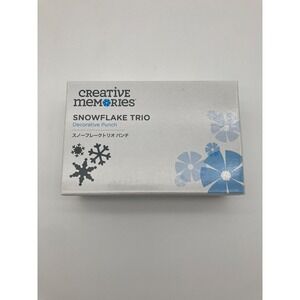 Creative Memories - Snowflake Trio - Decorative Punch -  EUC With Box
